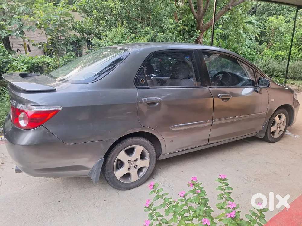 Honda City Hybrid 2009 में दूसरा मालिक