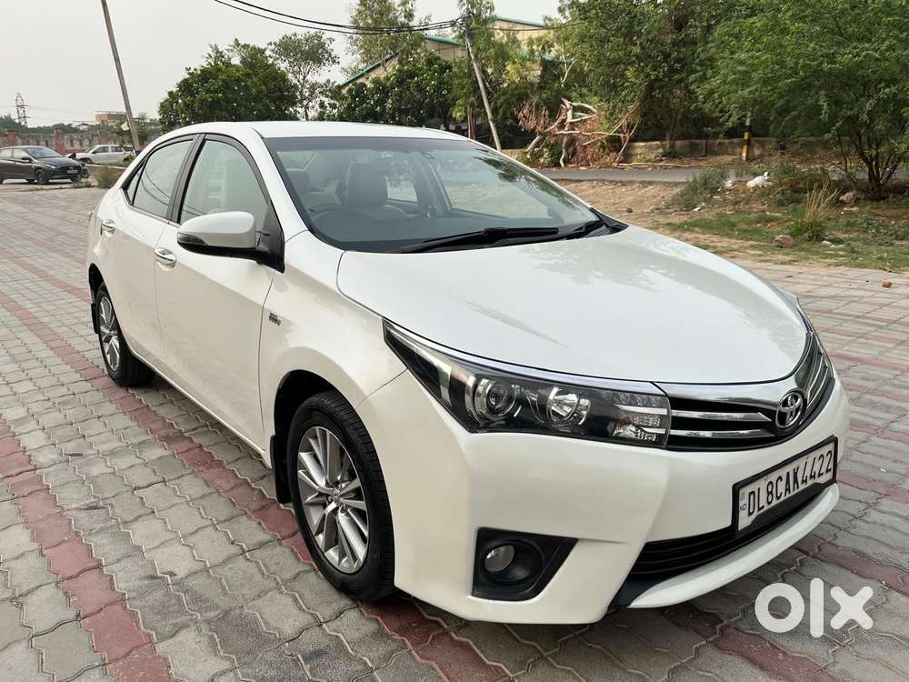 Toyota Corolla Altis Vl At, 2015, Petrol