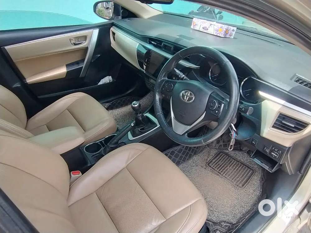 Toyota Corolla Altis 2016