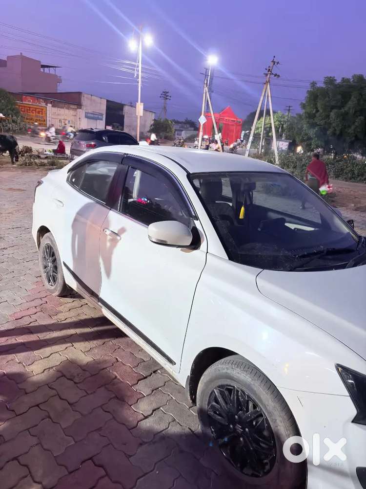 Maruti Suzuki Dzire 1.2 Zxi 2025