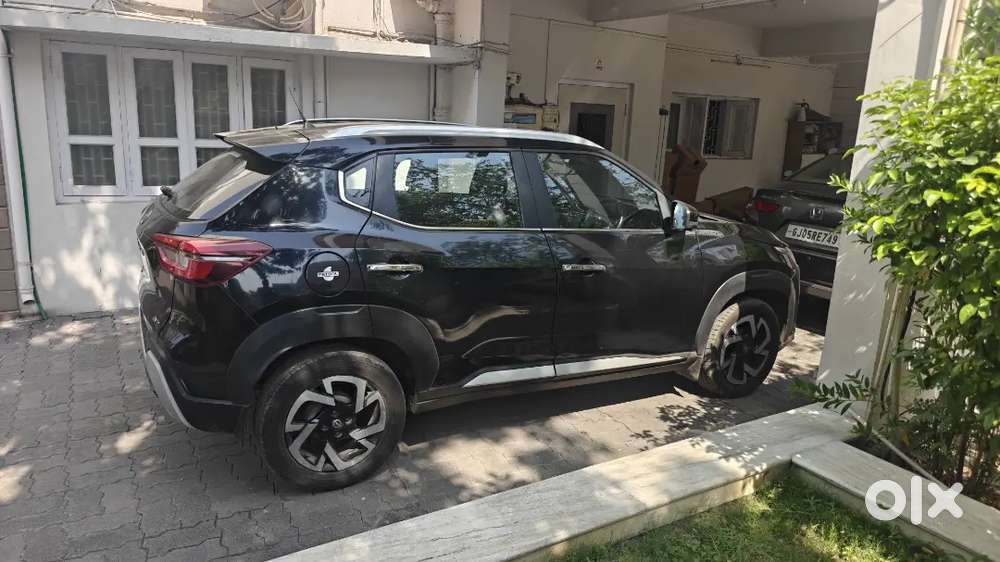 Nissan Magnite Top Variant Automatic Tiptop Condition