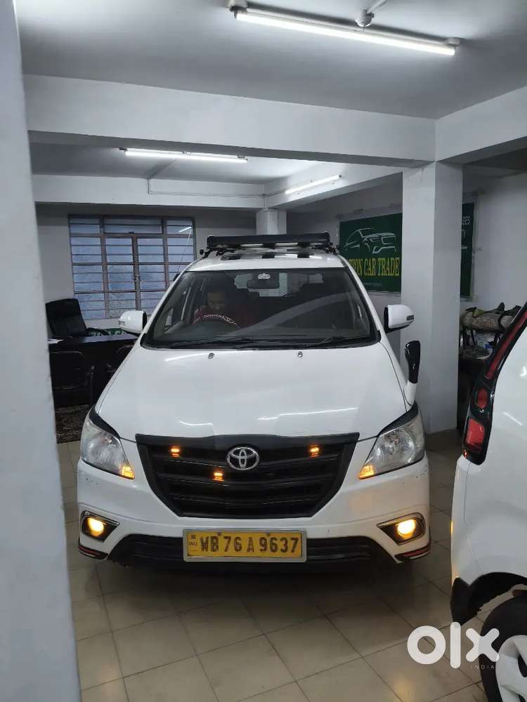 Toyota Innova 2014 V Top Model Diesel 167000 Km Driven