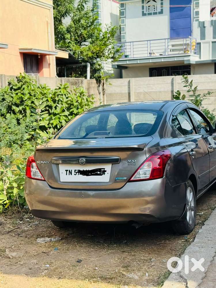 Nissan Sunny Diesel 2012