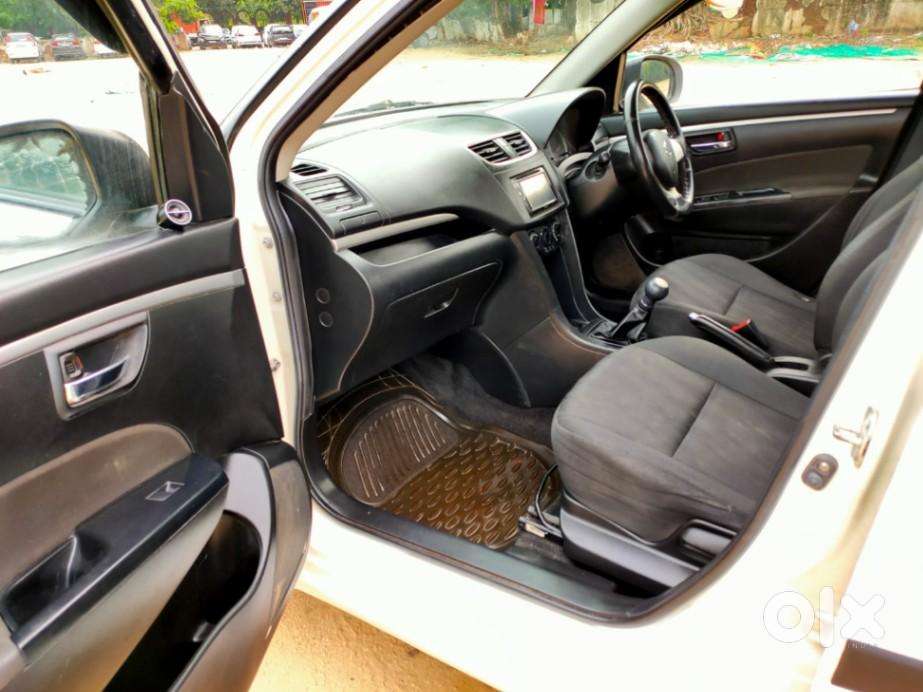 Maruti Suzuki Swift 1.2 Vxi (o), 2012, Petrol