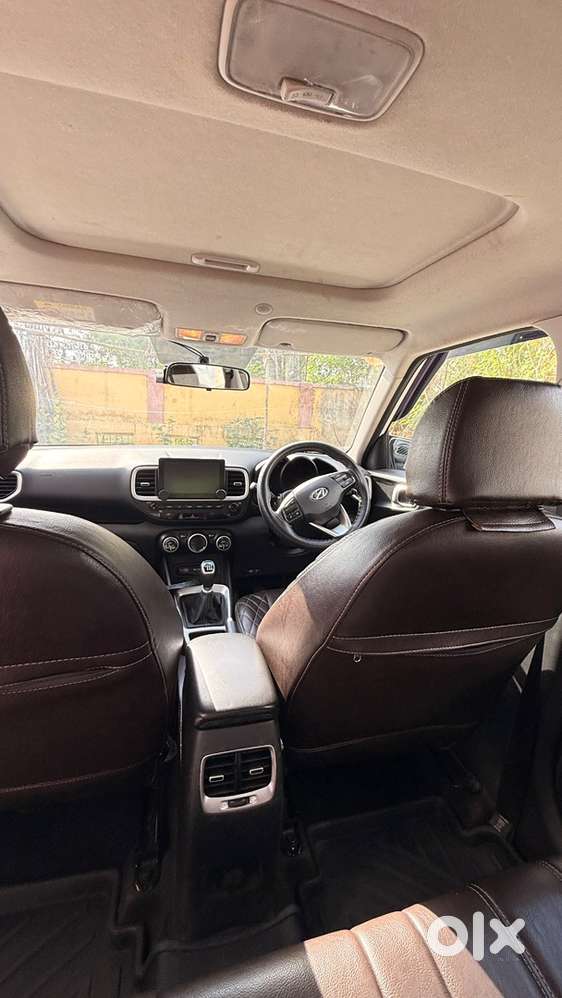 Hyundai Venue Diesel Well Maintained