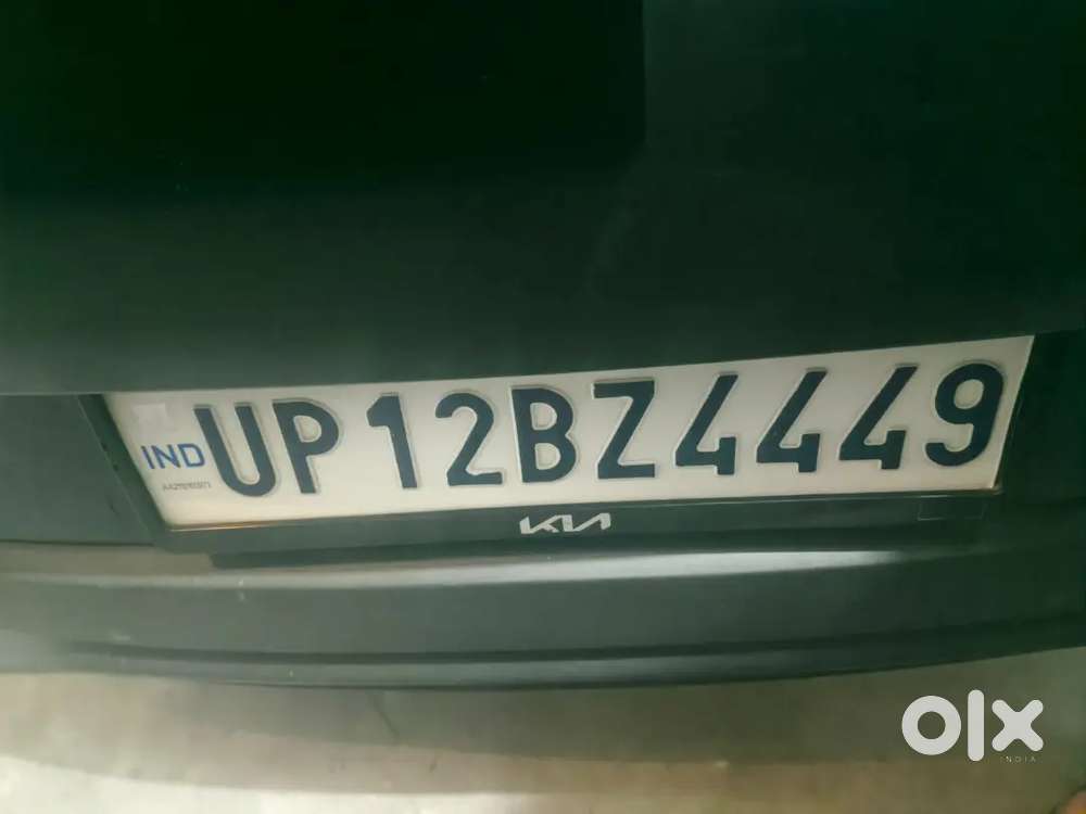 Kia Carens 1.4 Luxury 2024