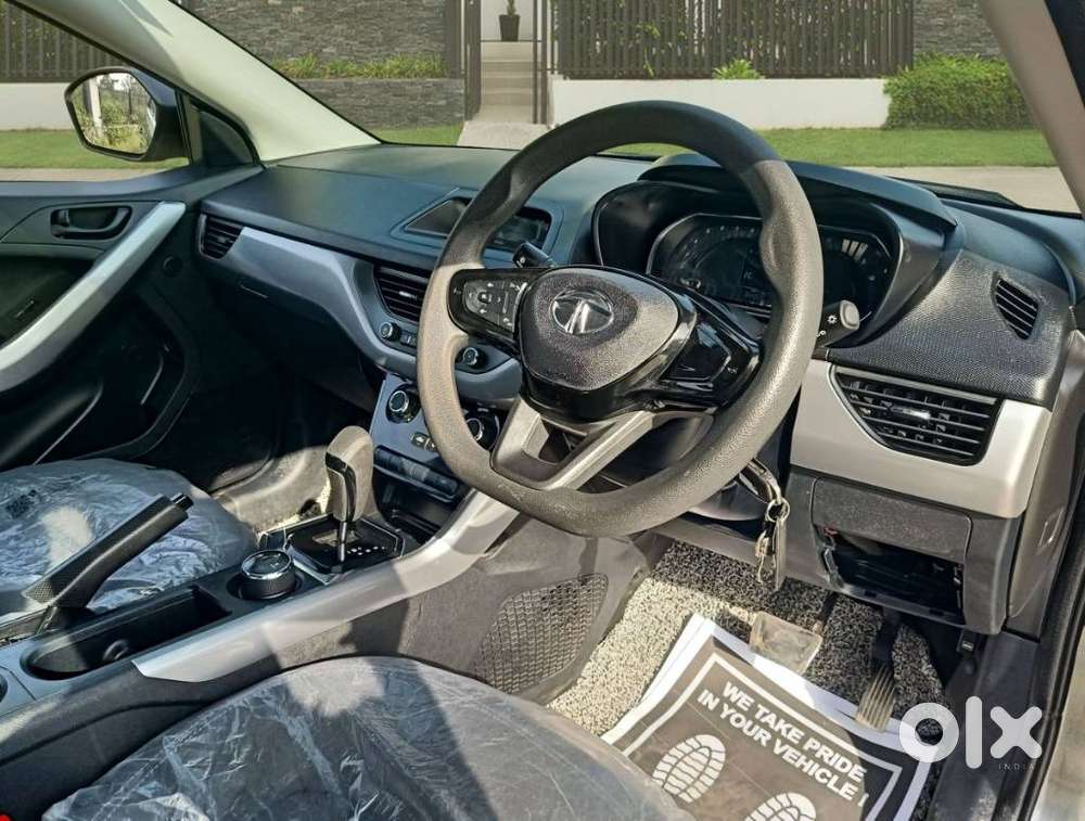 Tata Nexon 1.2 Revotron Xma Amt (s), 2023, Petrol