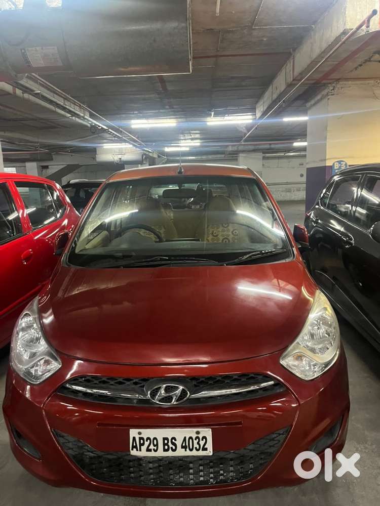 Hyundai I10 Sportz 2012
