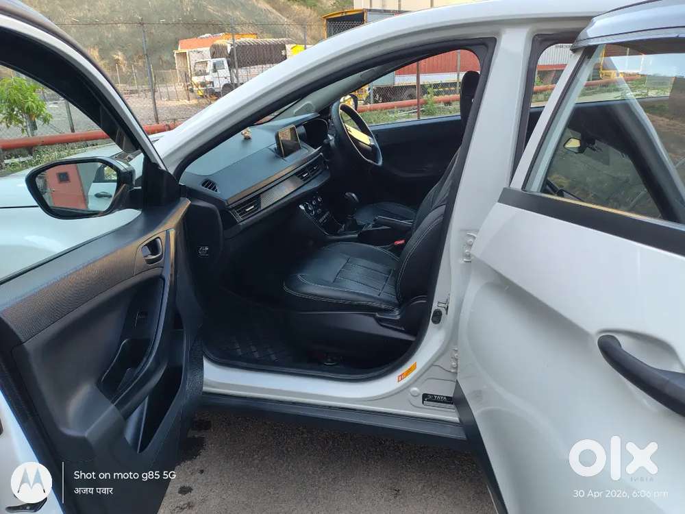 Urgent Sale: Tata Nexon Icng, Like New Condition