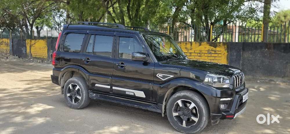 Mahindra Scorpio Classic 2022