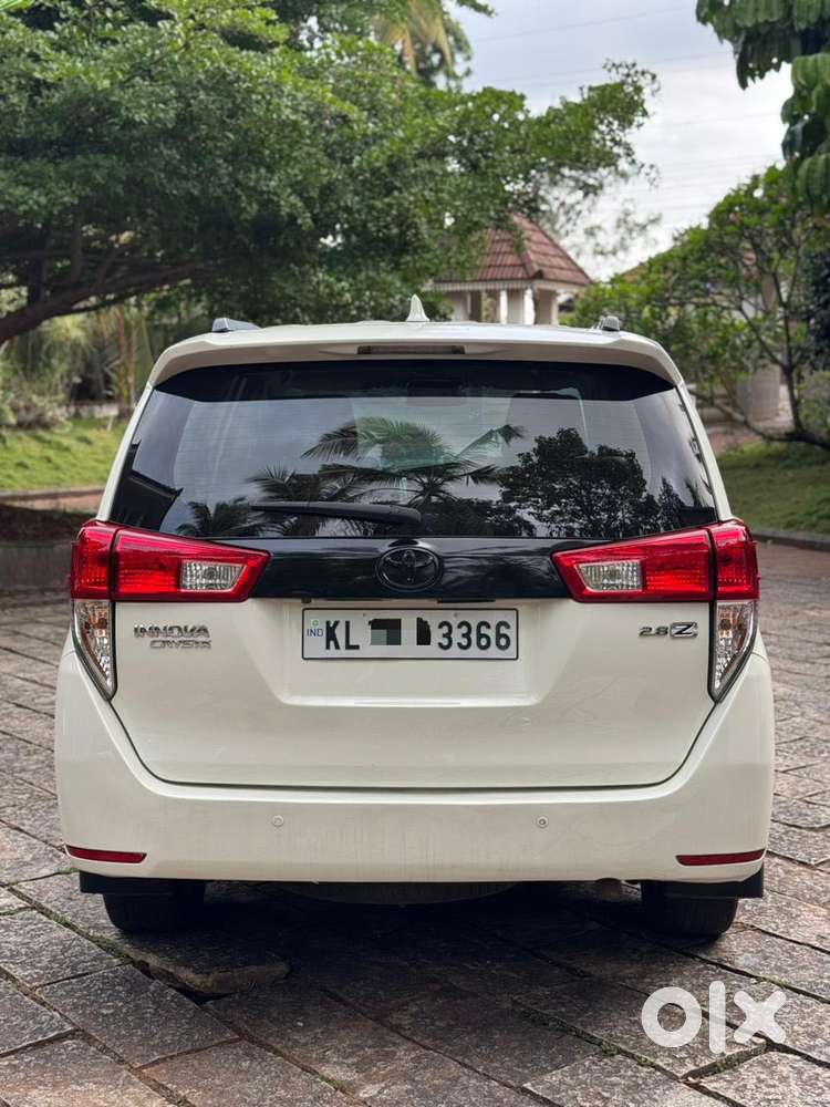 Toyota Innova Crysta 2.8z Automatic, 2018, Diesel