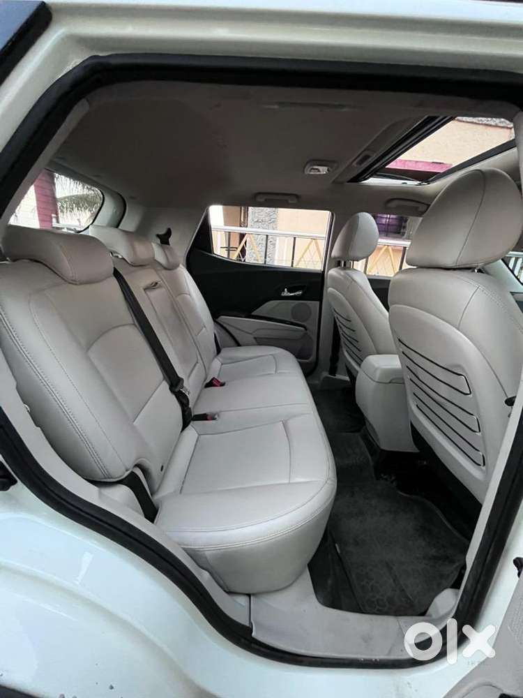 Mahindra Xuv300 2020 Diesel Well Maintained