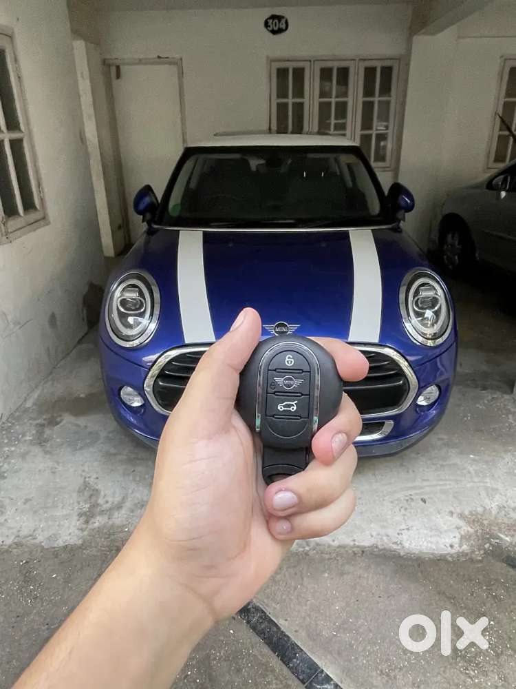 Mini Cooper 3 Door Doctor Driven