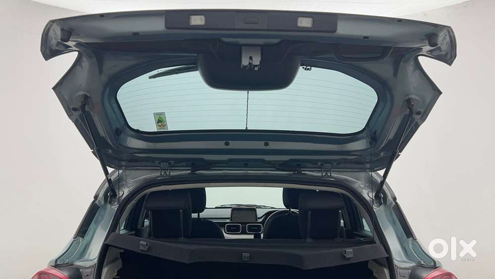 Tata Punch 1.2 Revotron Creative Amt Dual Tone, 2023, Petrol
