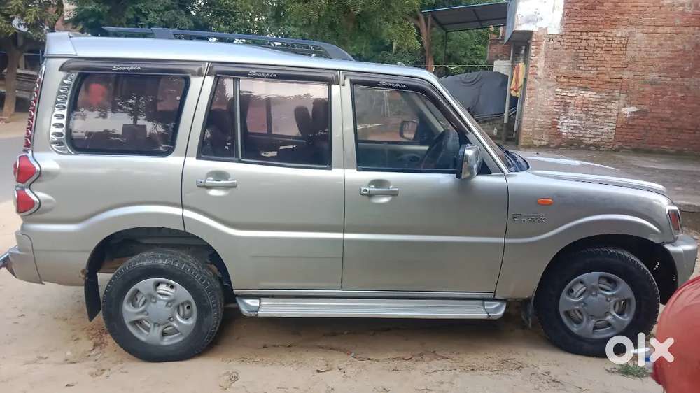 Mahindra Scorpio Classic 2011