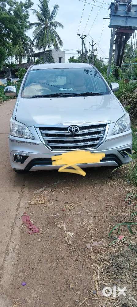 Toyota Innova Diesel 2012