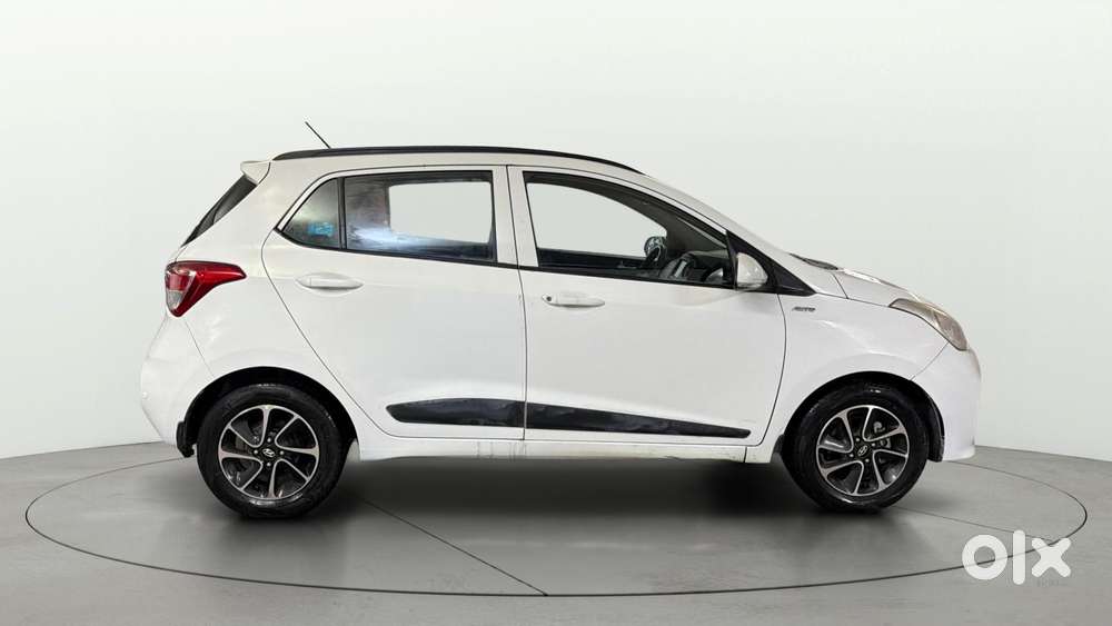 Hyundai Grand I10 [ ] 1.2 Kappa Vtvt Sportz At, 2018, Petrol