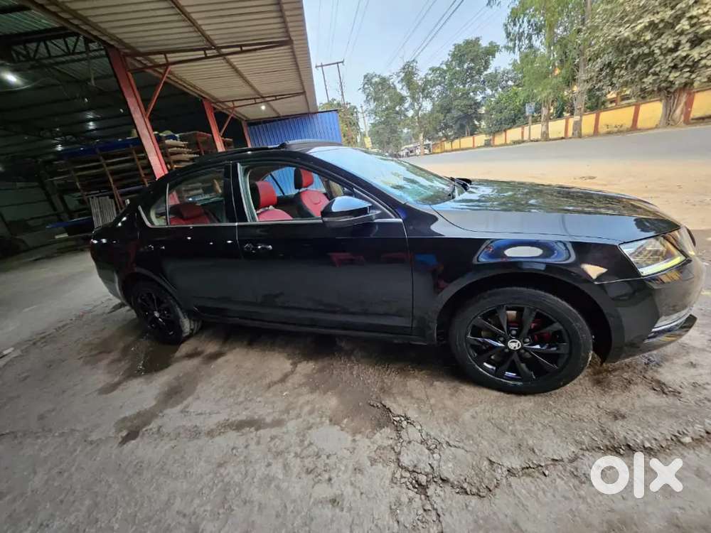 Skoda Octavia 2017 Diesel 76000 Km Driven Excellent Condition