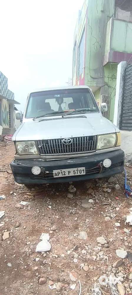 Toyota Qualis Rs Diesel 2004