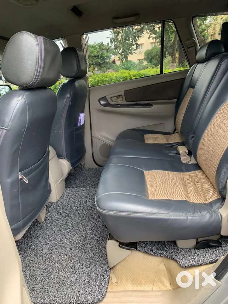 Toyota Innova 2012 Model Argent Sale Very Good Condition
