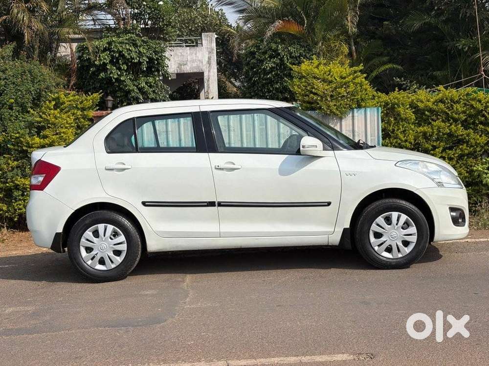 Maruti Suzuki Swift Dzire 1.2 Vxi Bsiv, 2013, Petrol