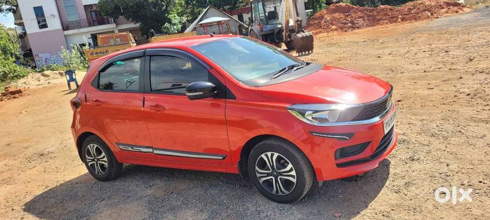 Tata Tiago 1.2 Revotron Xt (o), 2024, Petrol