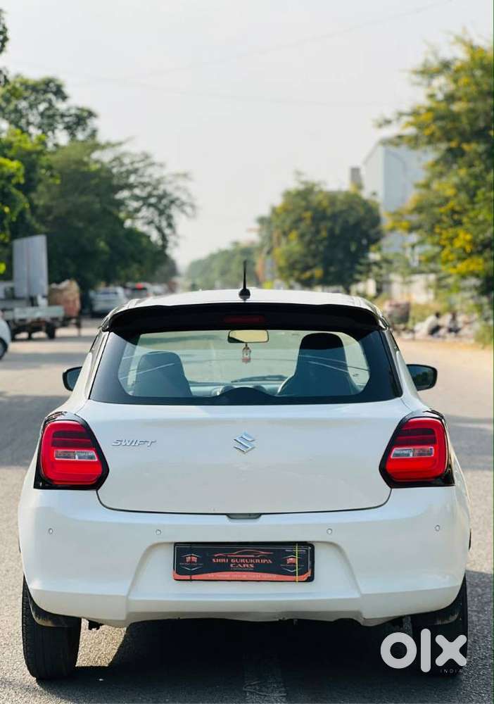 Maruti Suzuki Swift 1.2 Lxi (o), 2021, Petrol