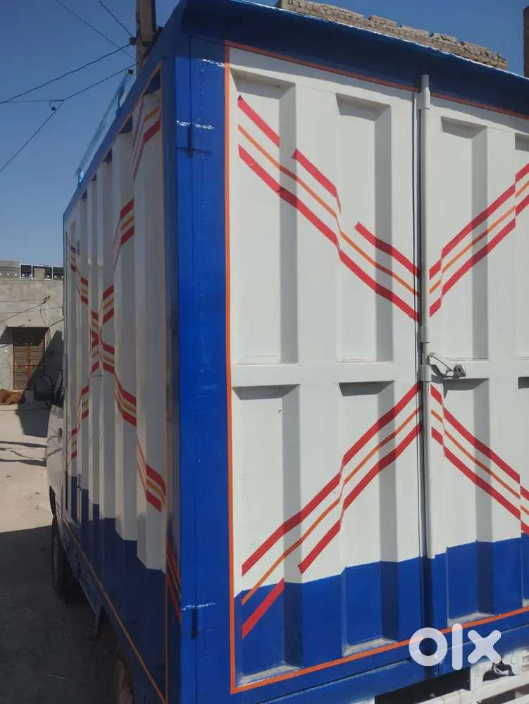 Lpg 3 Cylinder Wali Lagi Hui Hai 4 Tayar Abhi New Dalwaye H