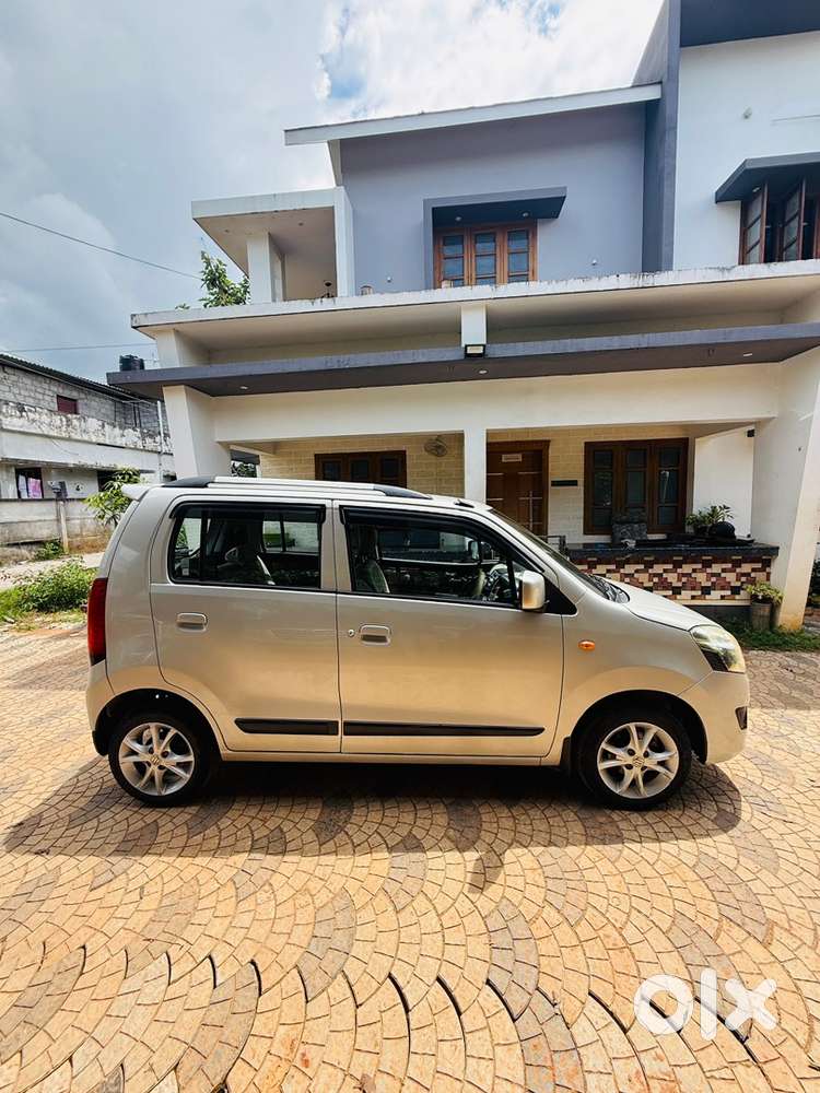 Maruti Suzuki Wagnor Automatic 2015 Last Model  Low Km