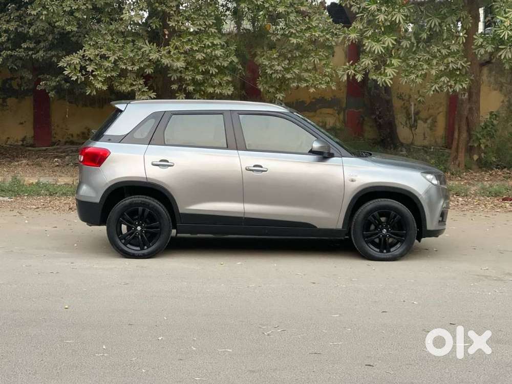 Maruti Suzuki Brezza Zdi+ Dual Tone, 2018, Diesel