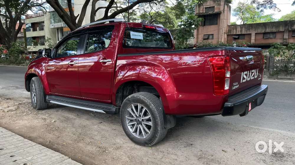 Isuzu D-max V-cross 2022 Suv