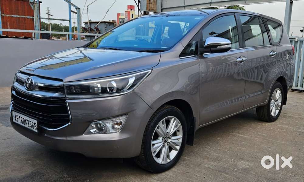 Toyota Innova Crysta 2.8 Z, 2016, Diesel
