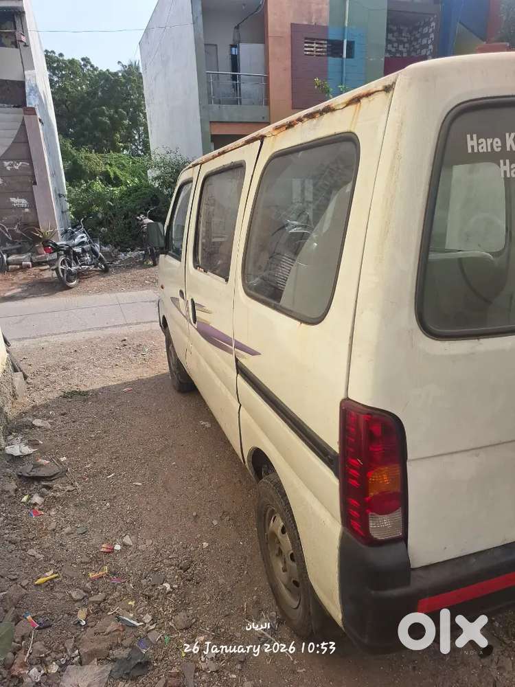 Maruti Suzuki Eeco 2015 Cng & Petrol Well Maintained Car
