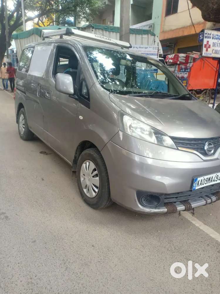 Nissan Evalia 2013 Diesel 187850 Km Driven
