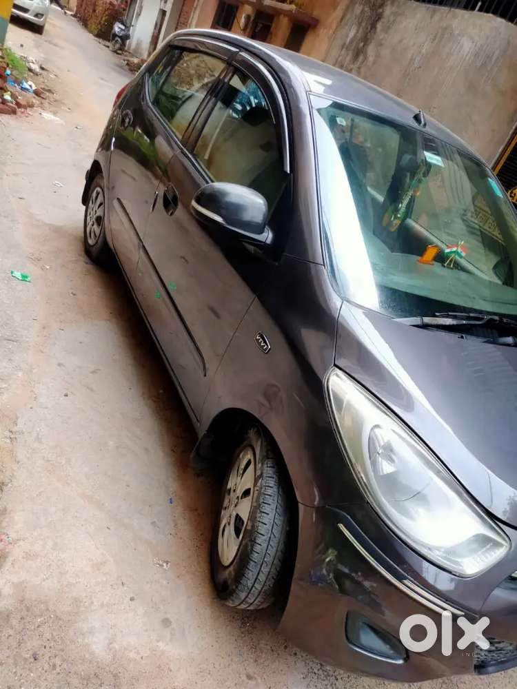 Hyundai I10 2013 Petrol 80000 Km Driven