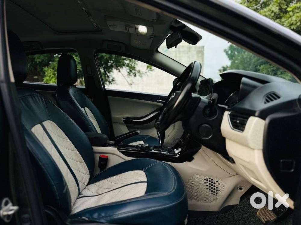 Tata Nexon 1.2 Revotron Xza Plus Dualtone, 2020, Petrol