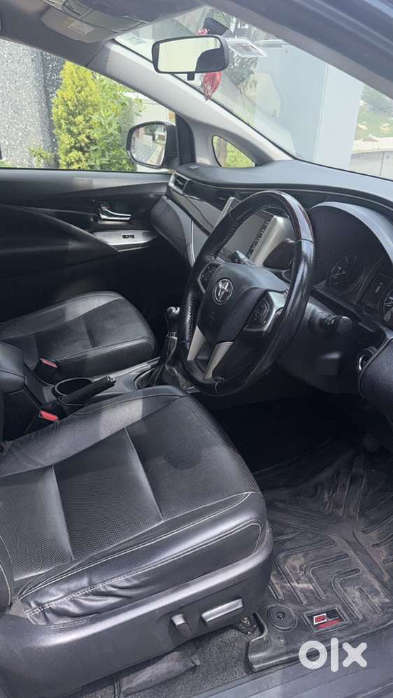 Toyota Innova Crysta 2021