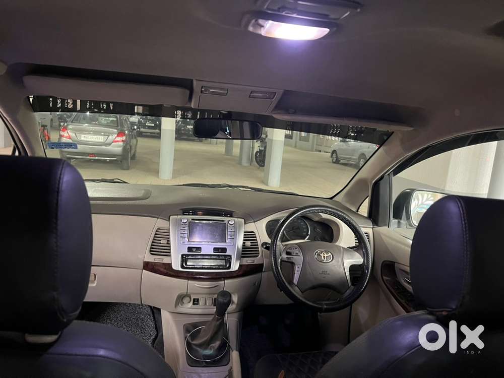 Toyota Innova Diesel 2014