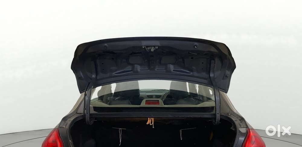 Maruti Suzuki Swift Dzire 1.2 Lxi (o), 2016, Petrol