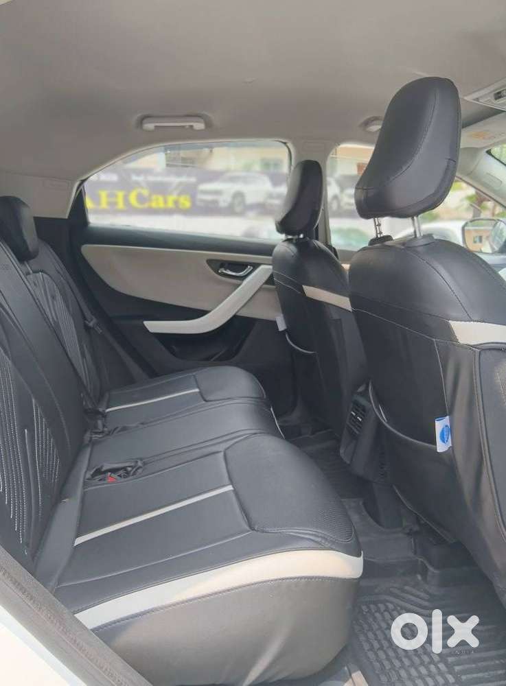 Tata Nexon Creative Plus S 1.2 Revotron Petrol 6 Mt, 2024, Petrol