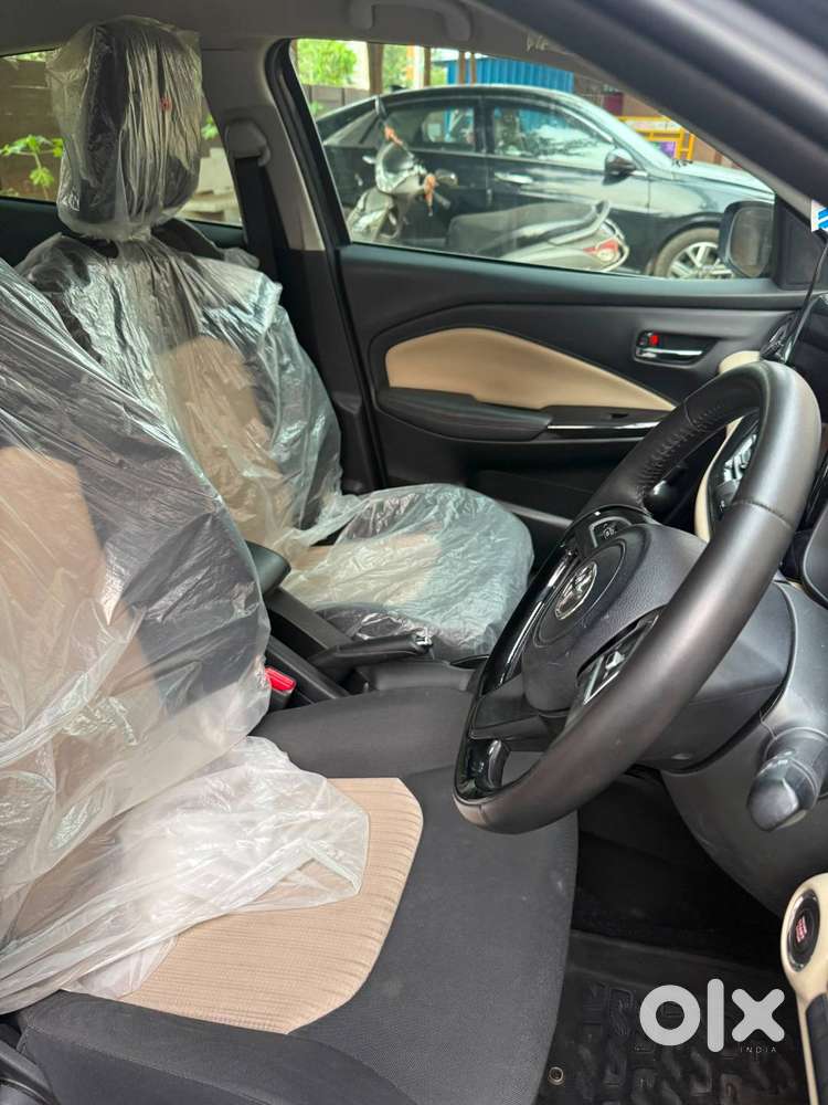 2025 Toyota Glanza V Amt Automatic  17,038 Km  First Owner