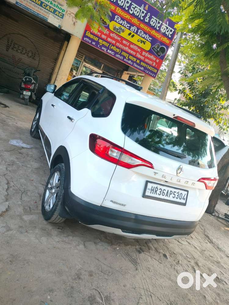 Renault Triber 2023 Cng & Hybrids Well Maintained