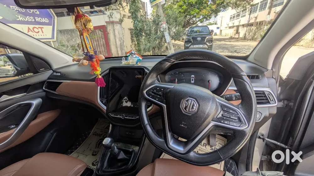 Mg Hector Plus 2021 Diesel Well Maintained