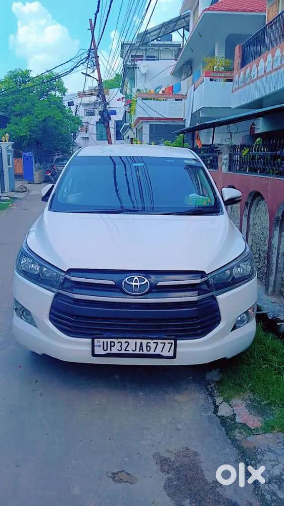 Toyota Innova Crysta 2017