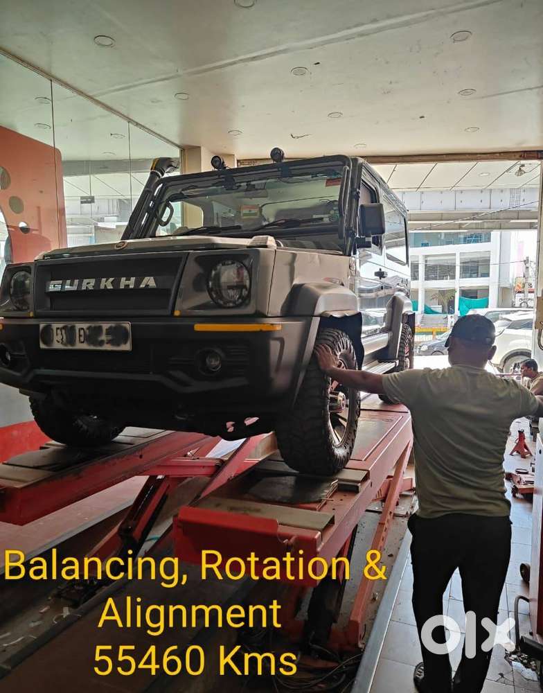 Family Tour Gurkha