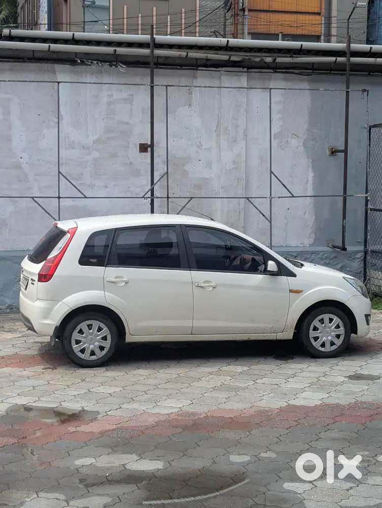 Ford Figo 2010 Diesel 117000 Km Driven