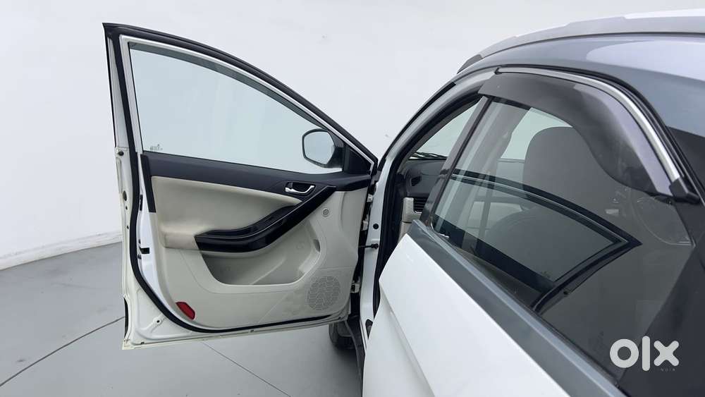 Tata Nexon 1.5 Revotorq Xz Plus (s), 2022, Diesel