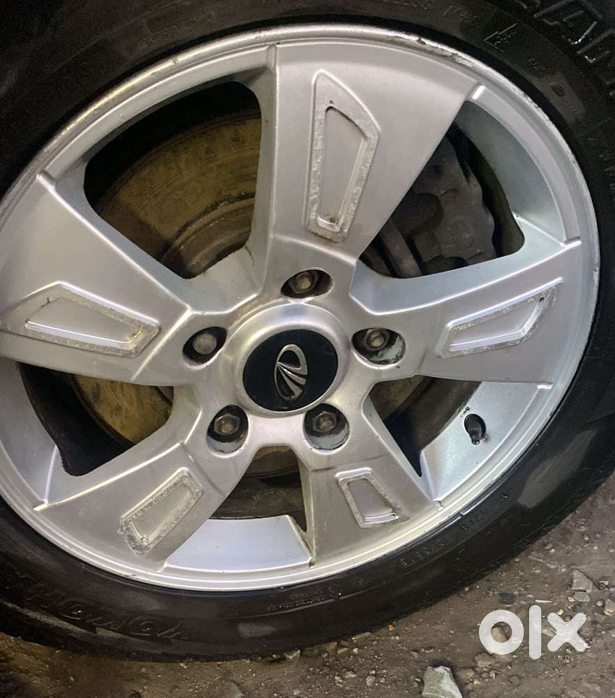 Mahindra Xuv500 Sportz Mt Awd, 2014, Diesel