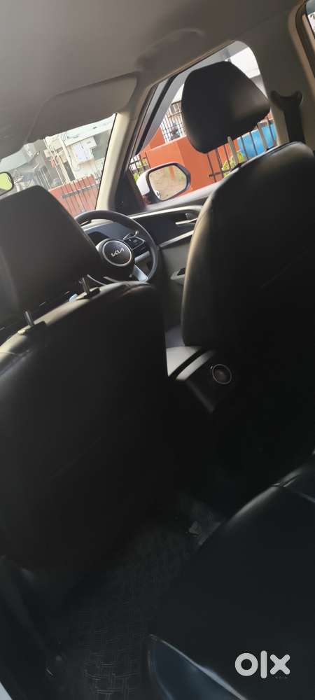 Kia Carens 1.4 Premium 7 Str, 2022, Petrol