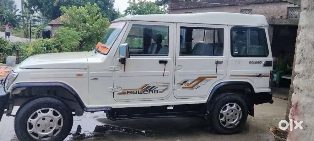 Mahindra Bolero Neo Plus 2017